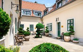 Maison Bistro & Hotel